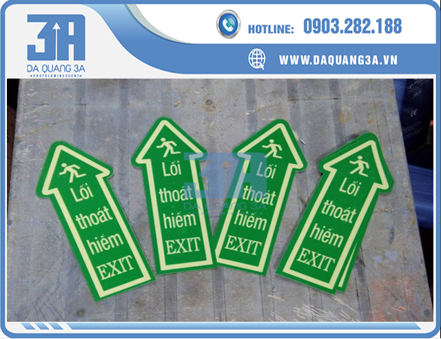 Biển báo exit, đèn exit dạ quang giá rẻ 9